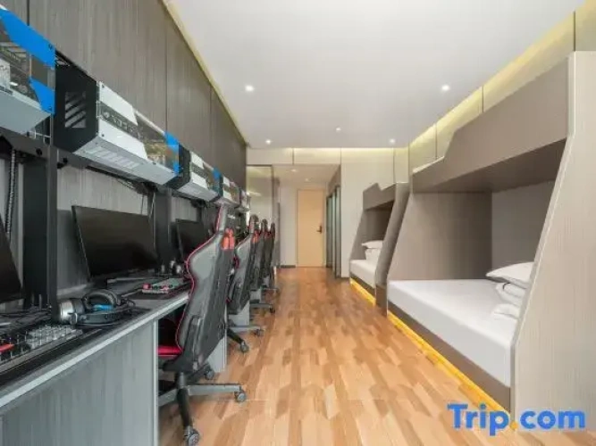 Standard Double room with river view