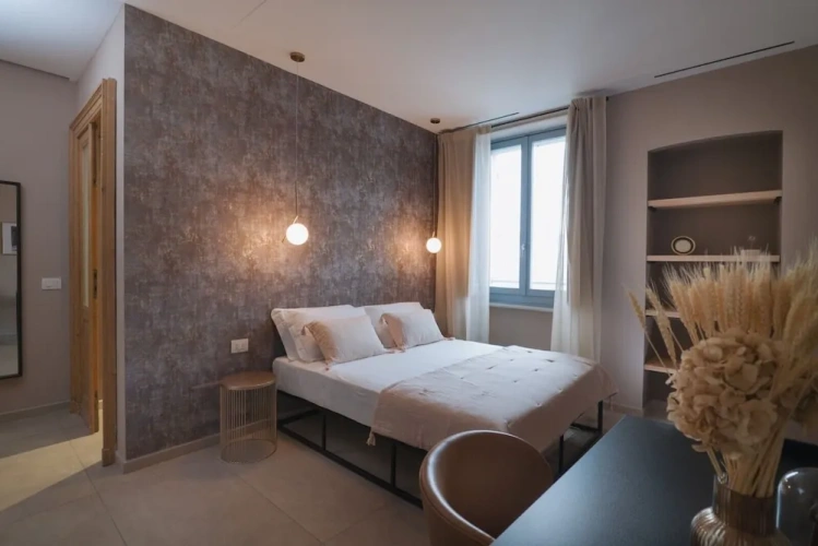 Standard Double room with city view