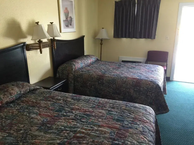 Knights Inn Independence