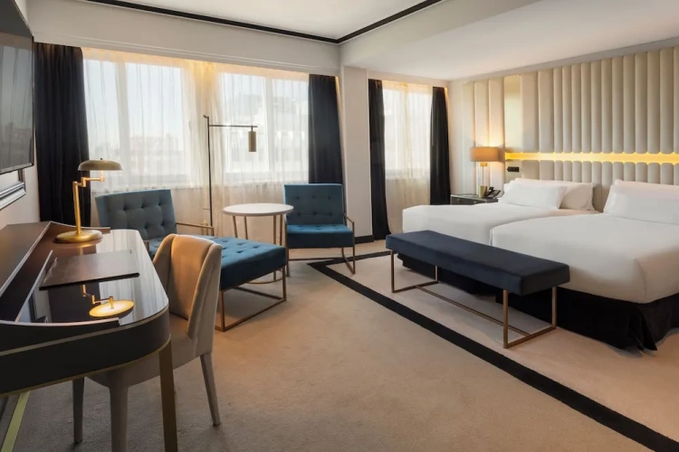 Premium The Level Triple room