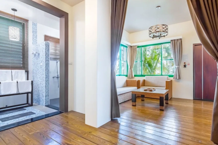 Standard Family room