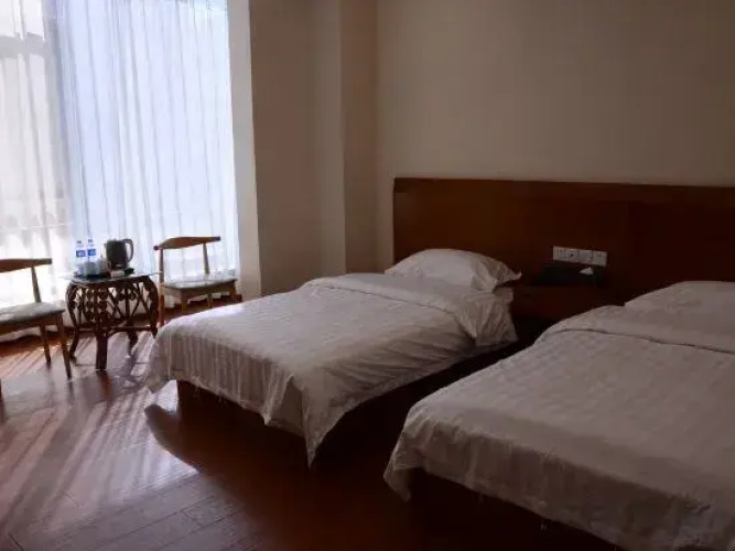 Huaibei Xiangfeng Hotel