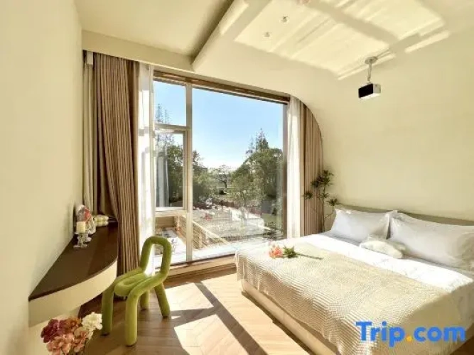 Standard Double room with garden view