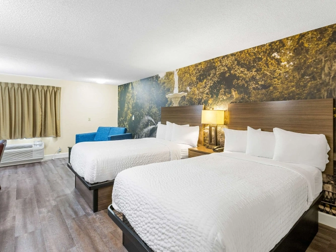 Quadruple Suite
