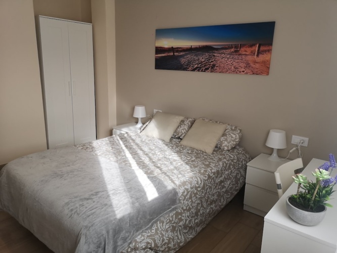 Standard Double room with city view