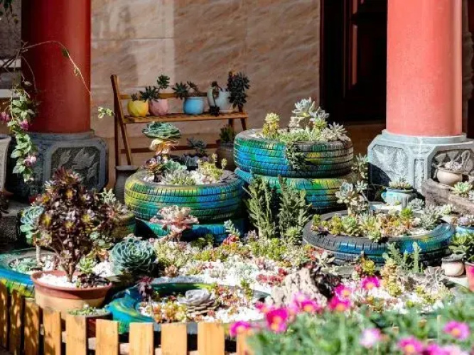 Dali Ancient Town Leisure House B&B