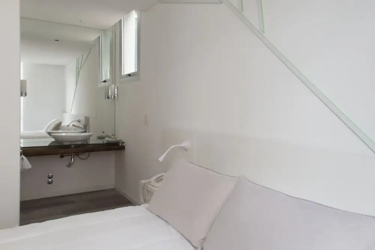 1 Bedroom Standard Quadruple room