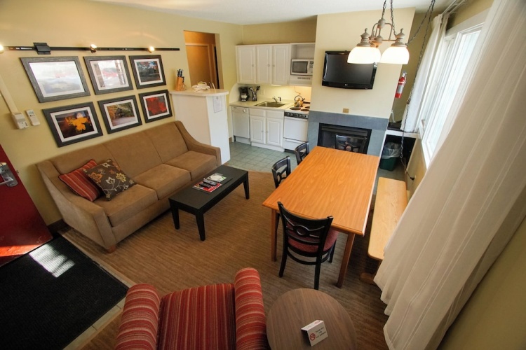 2 Bedrooms Suite