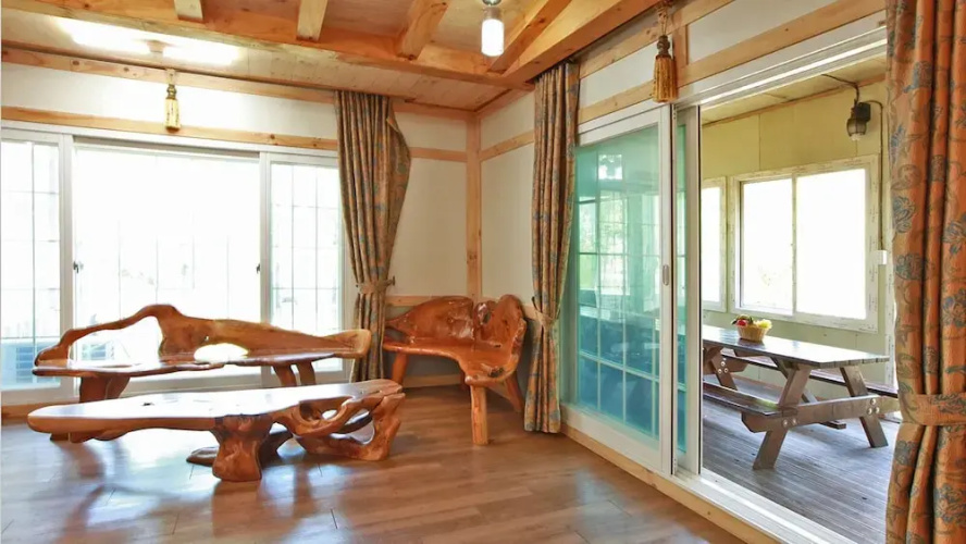 Gapyeong Iris Pension