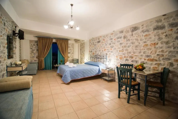 Vathi Hotel