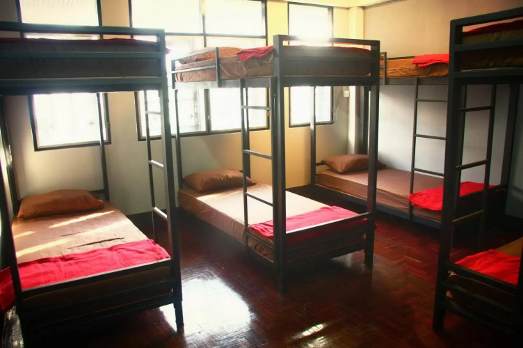 The Ranking Hostel & Cafe