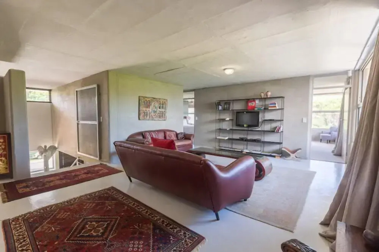 Red Box Villa