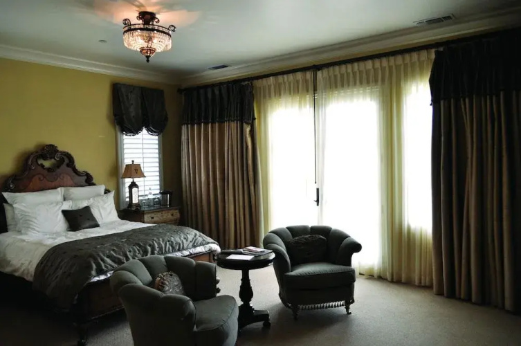 Villa Arden Hills