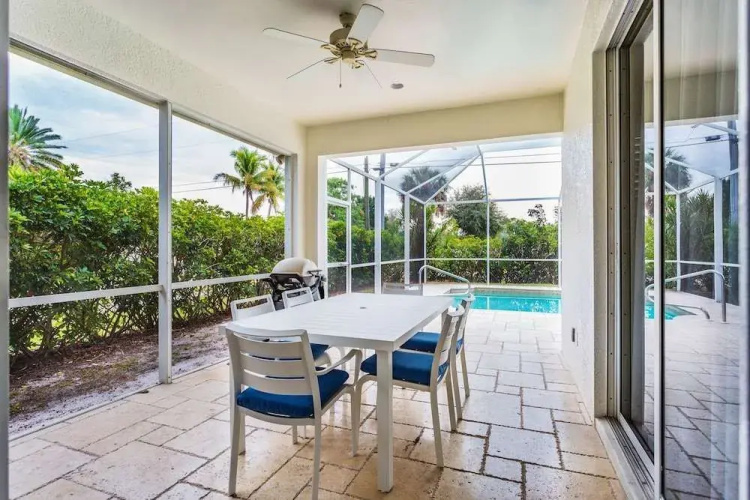 Neapolitan Vacation Home Naples