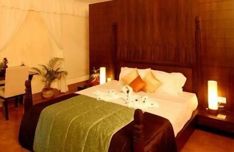 Dudhsagar Spa Resort