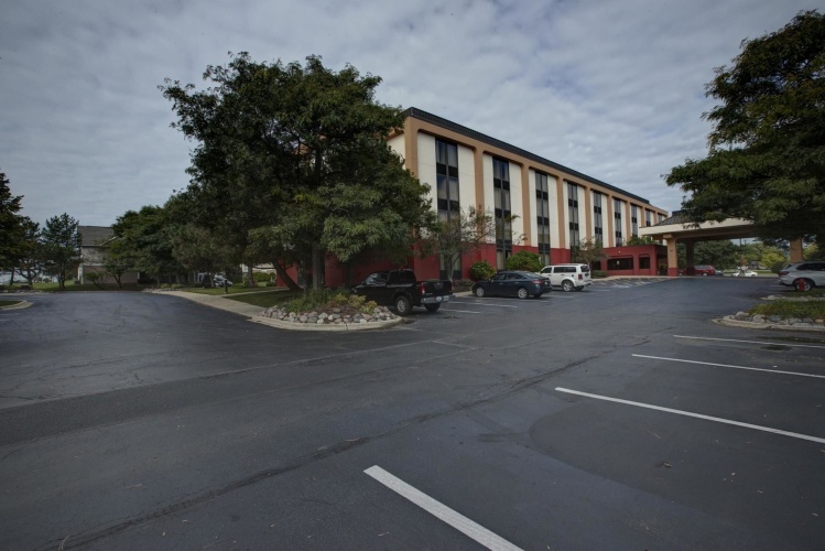 Surestay Plus By Best Western Chicago Lombard photo 22