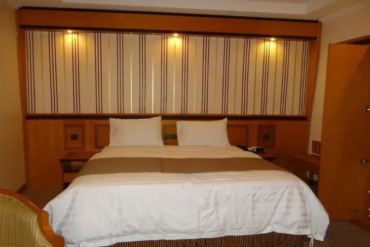 Maysan Al Maqam Hotel