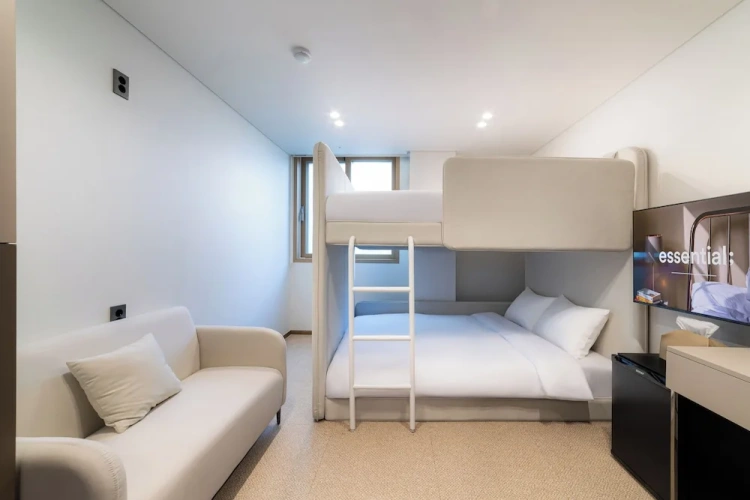 Standard Twin Family room