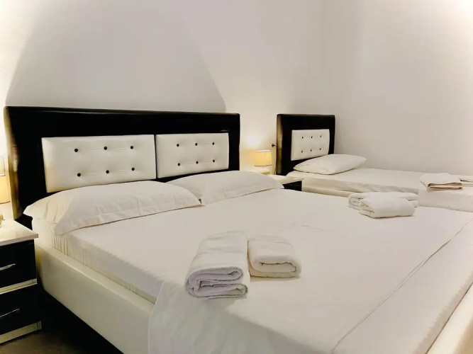 Grand Blue Apartments