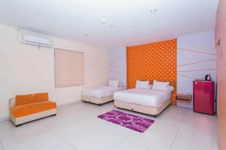 Standard Family room