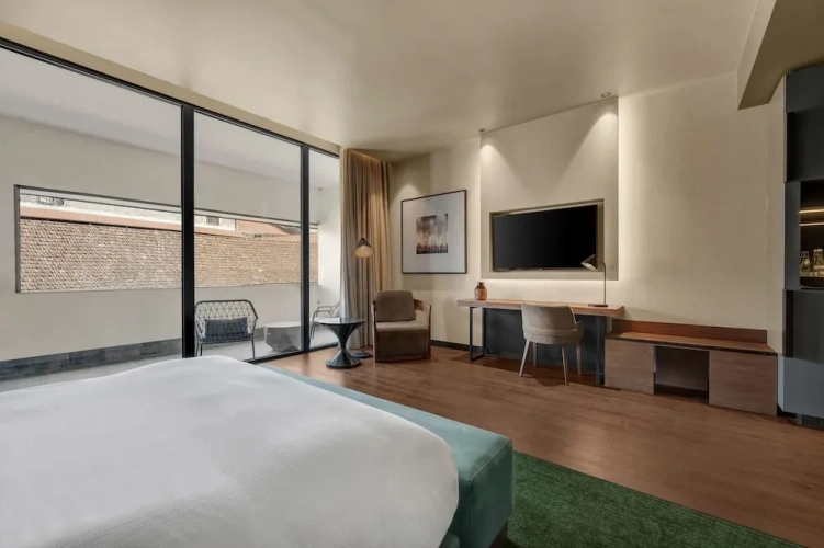 Deluxe Double room with balcony