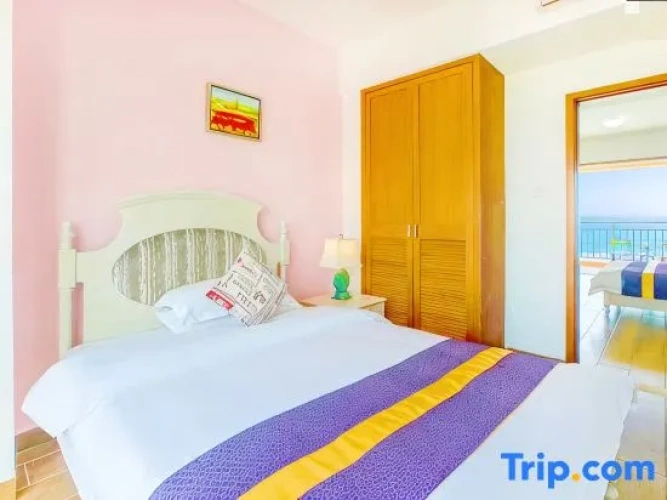 1 Bedroom Double Family Suite with view