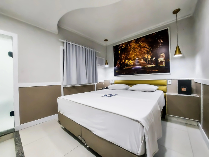 Calamares Hotel