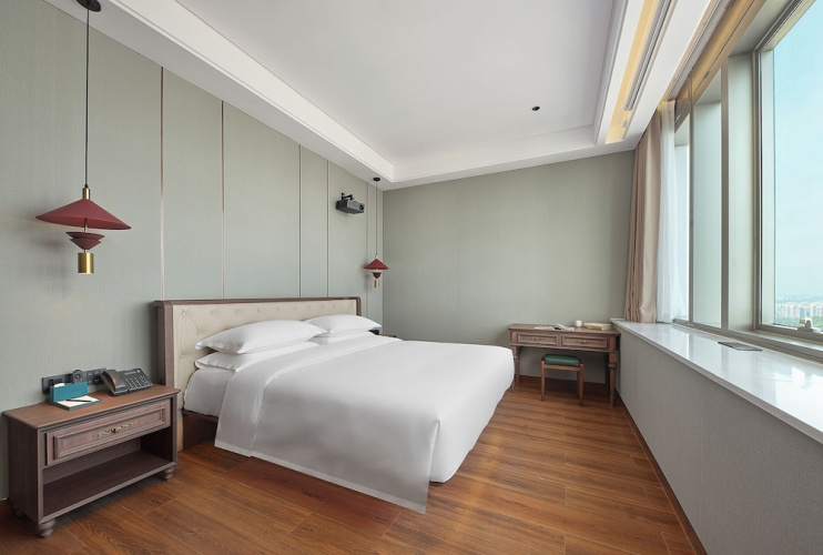 CloudView Hotel