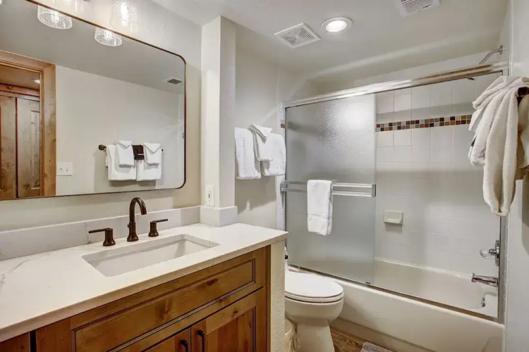 Village Point 308