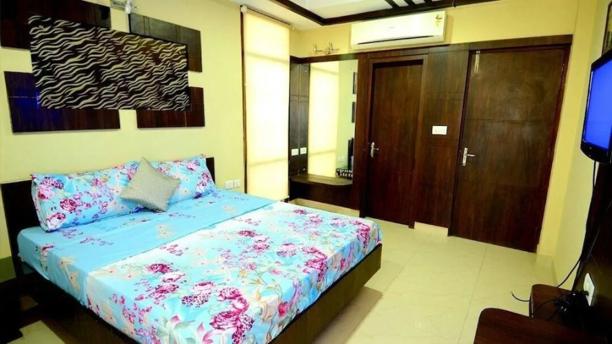 Khasmahal Homestay