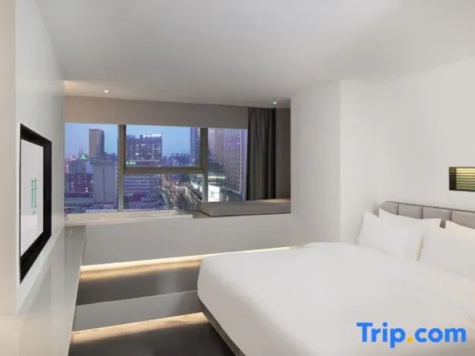 Standard Double room with view