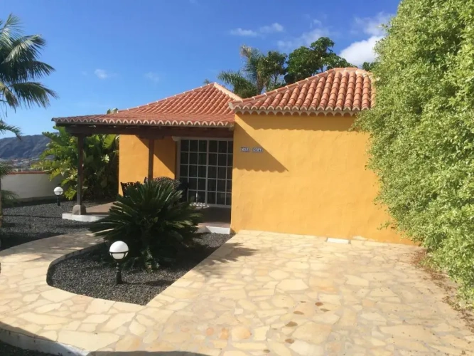 2 Bedrooms Twin Cottage
