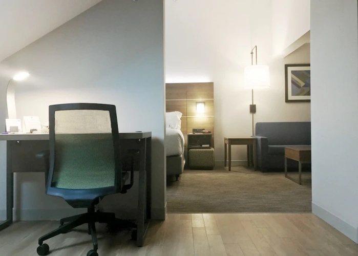 Double Suite