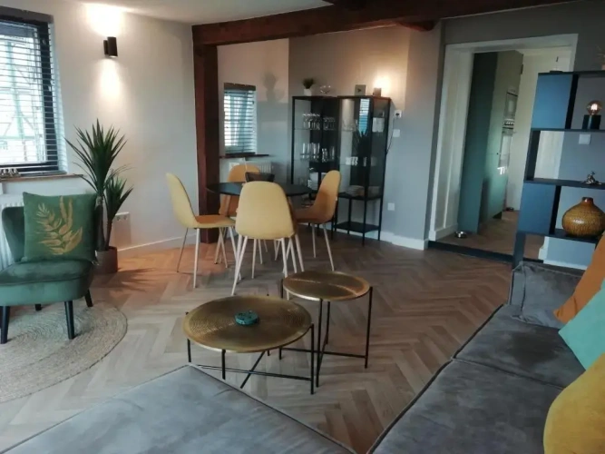 2 Bedrooms Cottage