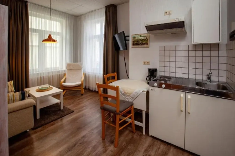 1 Bedroom Apartment