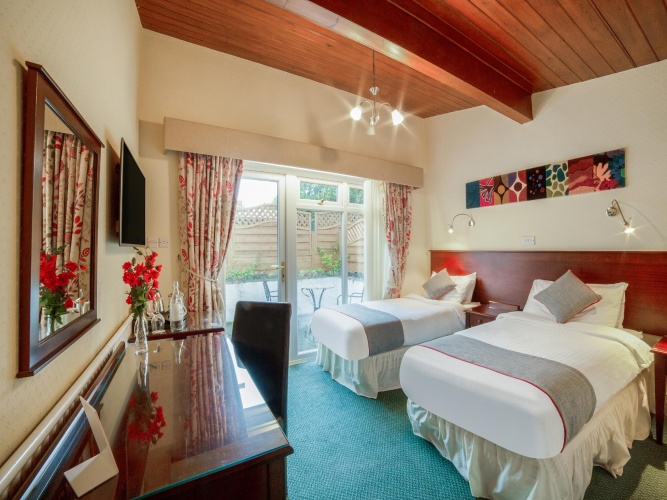 Deluxe Twin room