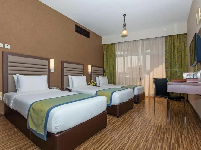 Standard Triple room