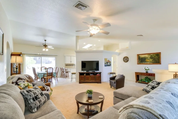 3 Bedrooms Cottage