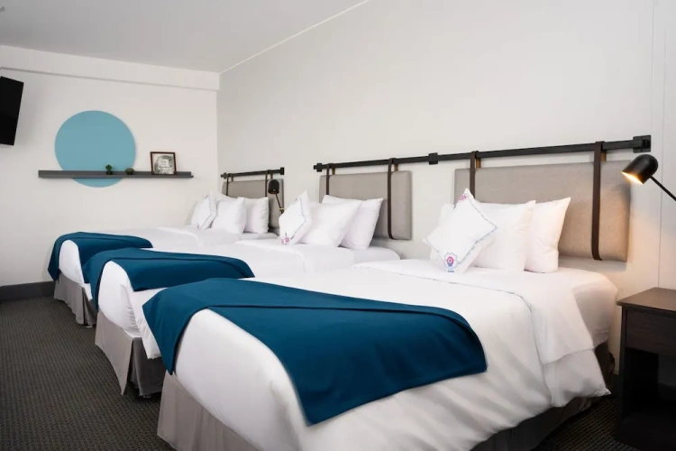 Superior Triple room