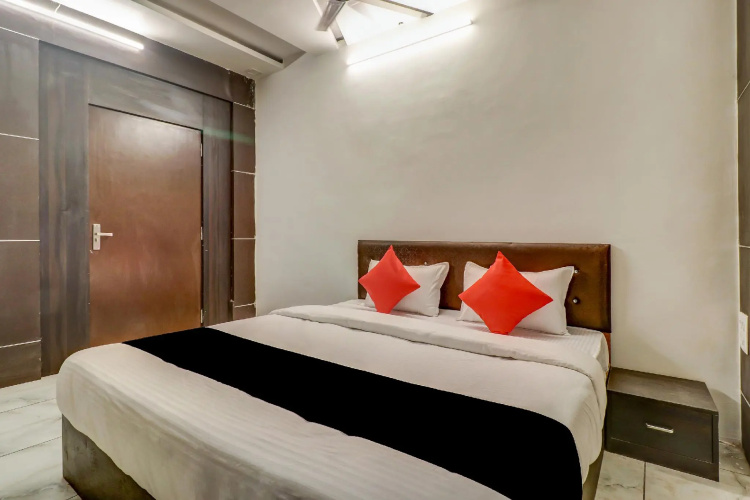 Capital O 72374 Hotel Jd3 International - Bhopal