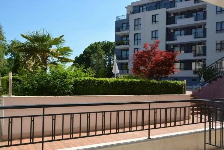 Studio with balcony and with view