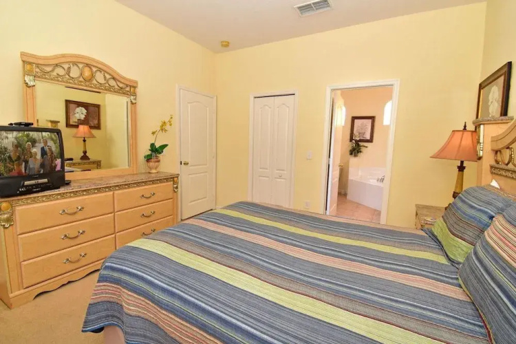 T812BD Morning Springs 4 Br villa by RedAwning