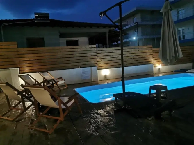 2 Bedrooms Villa