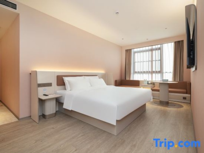 Standard Double room with view