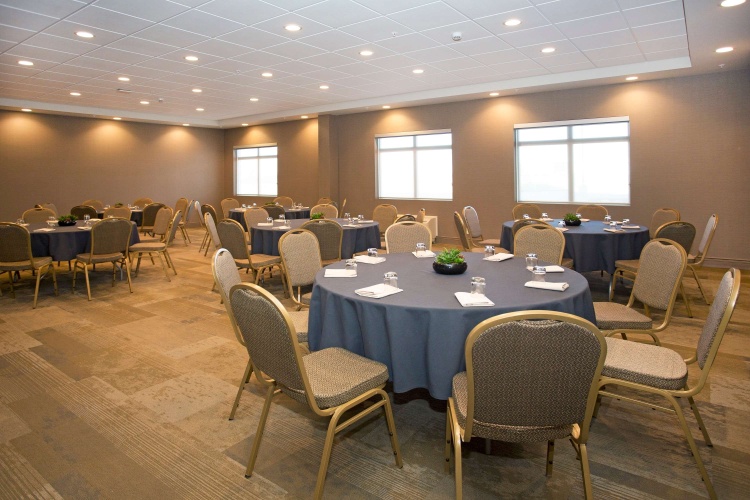 Wingate by Wyndham Calgary Airport photo 14