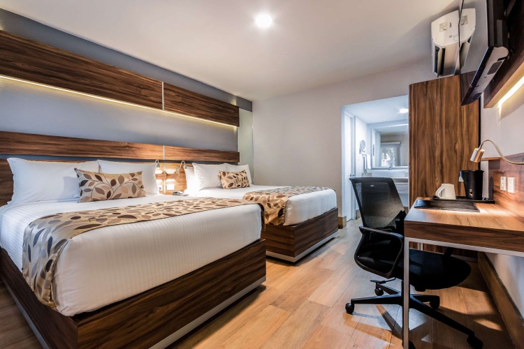 Standard Quadruple room