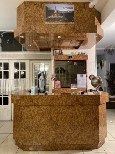 Hotel CORONA Lourdes