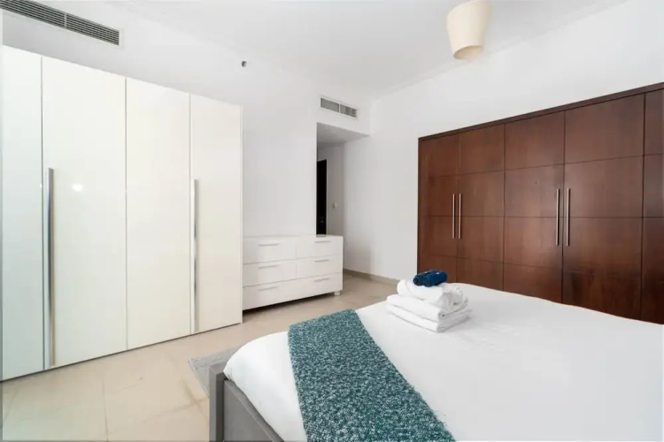 Paloma Tower 3704