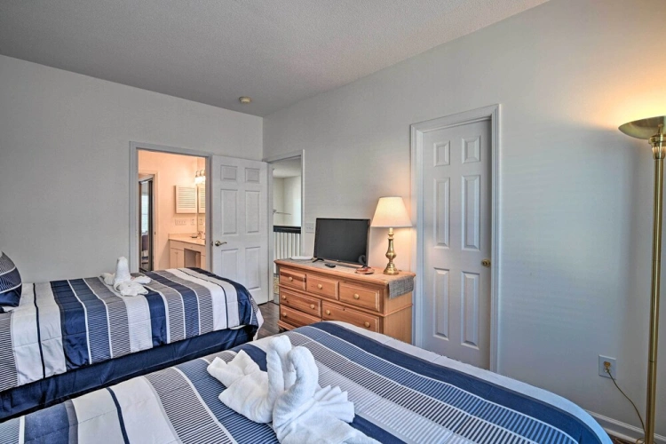3 Bedrooms Apartment