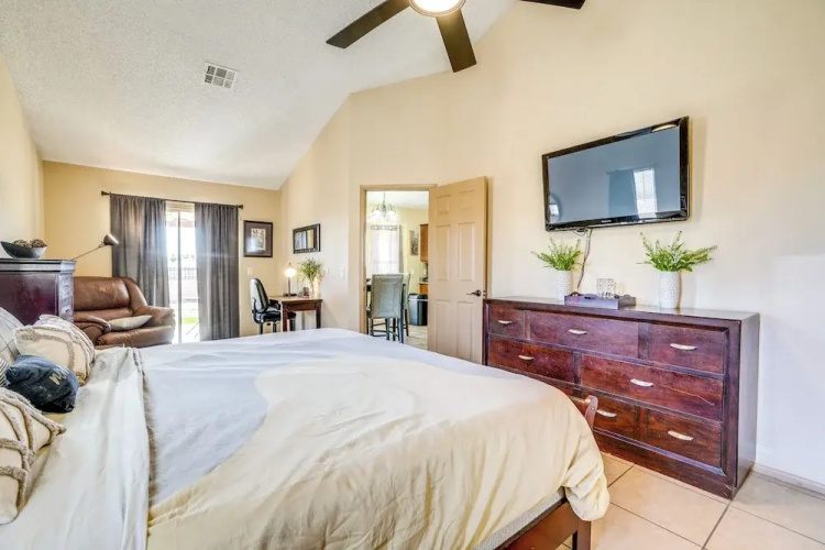 < 1 Mi to Camelback Ranch: Phoenix Home w/ Pool
